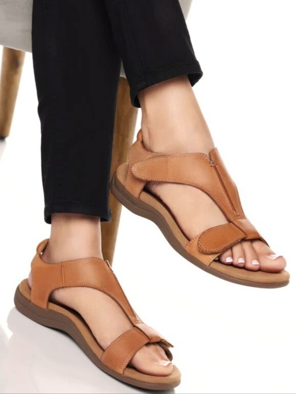 Taos Women's The Show Sandal: Sz 10 Women's Brown Leather Slip-On Sandals NWT
